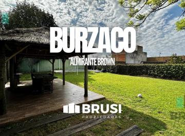 Casa · 156m² · 3 Ambientes · 2 Cocheras · Casa 3 Ambientes con Increíble Parque en Venta, Burzaco
