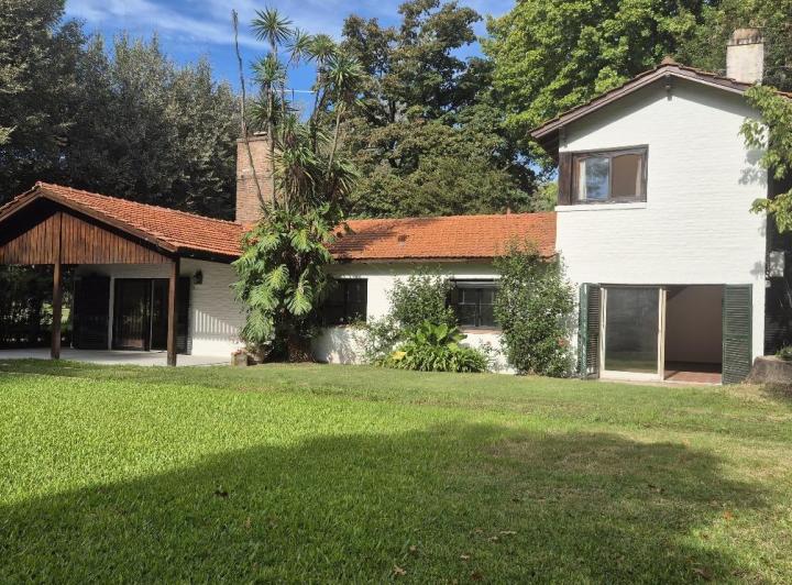 Casa · 195m² · 5 Ambientes