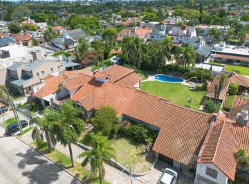 Terreno · 450m² · 6 Ambientes · 5 Cocheras · Venta 3 Lotes Contiguos en Zona Residencial Castelar