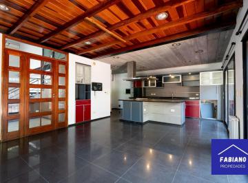 PB - Cocina · Casa con Patio, Parrilla y Cochera. Lista Para Mudarte!