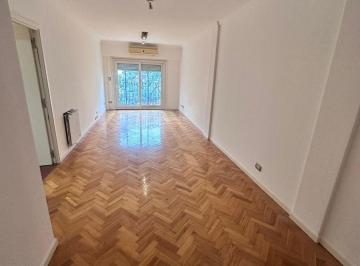 Departamento de 4 ambientes, Belgrano · Hecho a Nuevo! Impecable 4 Ambientes en Pleno Belgrano. Muy Luminoso!