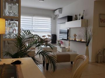 Departamento de 2 ambientes, San Isidro · San Isidro; Departamento - 2 Ambientes - 1 Cochera y Baulera.
