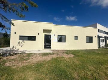 Casa de 4 ambientes, Pilar · Oportunidad! Casa en Venta Estilo Moderno. Barrio San Ramón. Pilar del Este.