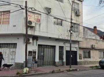 Departamento · 32m² · 1 Ambiente · Monoambiente Alquiler - 1er Piso - Muy Luminoso - Lanus