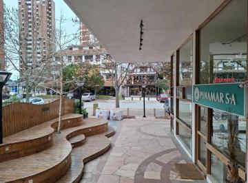 Local comercial · 60m² · Pinamar Centro. Local con Renta en Dolares