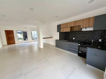 Casa · 90m² · 3 Ambientes · Venta Casa Haedo 3 Amb a Estrenar Jardin Apto Cred