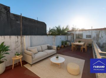 Terraza · Oportunidad! 6 Deptos, Cochera y Local. Lanus
