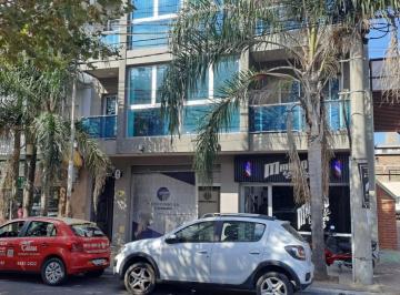 Oficina comercial · 60m² · 4 Ambientes · Oficina de 3 Ambientes en Alquiler