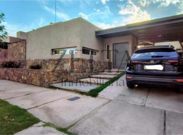 Casa de 4 ambientes, El Challao · Vendo Casa en Barrio La Bastilla, El Challao