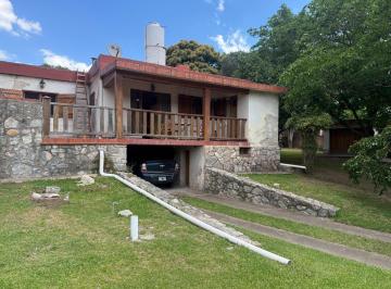 Casa · 996m² · 6 Ambientes · 1 Cochera · Propiedad en Casa Grande en Venta - Oportunidad