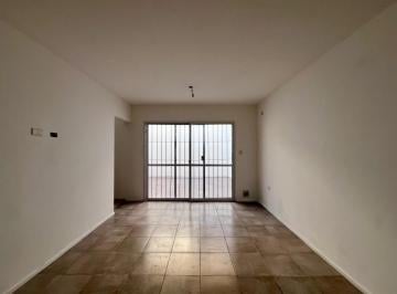 Casa · 55m² · 4 Ambientes · Casa en Alquiler.