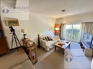 PH · 175m² · 5 Ambientes · 1 Cochera · PH en Castelar Norte