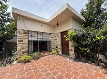 PH · 153m² · 3 Ambientes · 1 Cochera · PH 3 Ambientes Independiente con Patio y Cochera en Ituzaingó Norte