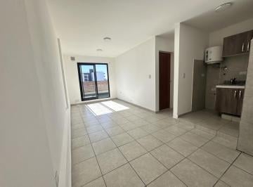 Departamento · 45m² · 2 Ambientes · Alquiler | Depto 1 Dormitorio con Balcon - Alto Alberdi