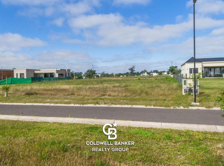 Terreno · 600m²