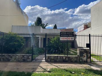 Casa de 3 ambientes, Tres de Febrero · Amplia Casa con 506 m² Terreno en Venta, Villa Bosch