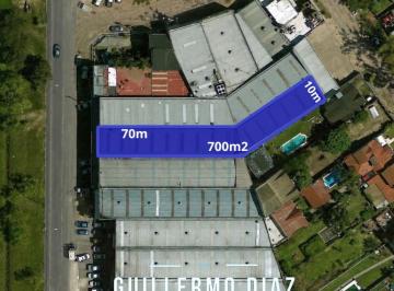 Local comercial · 700m² · Local en Alquiler en Ituzaingo