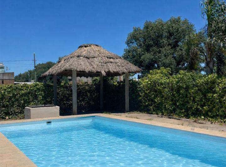 Casa · 89m² · 4 Ambientes · 2 Cocheras