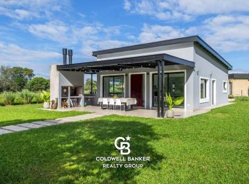 Casa · 100m² · 2 Ambientes · Casa en Venta Ubicada en Club de Campo Santa Apolonia - Cerrillos