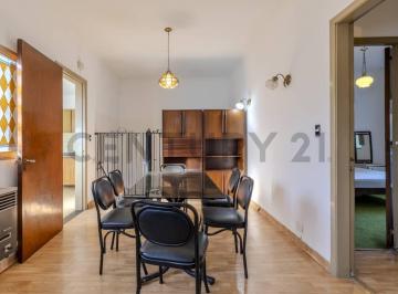 PH · 82m² · 3 Ambientes · PH 2 Dorm. en Venta Plaza Italia