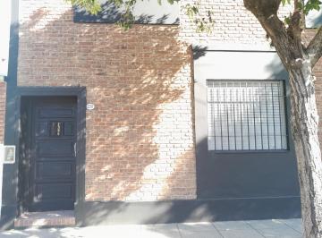 PH · 76m² · 3 Ambientes · Venta Vicente López PH Reciclado 3amb con Patio y Cuarto de Herramientas, a 2 Cuadras de Av Maipú