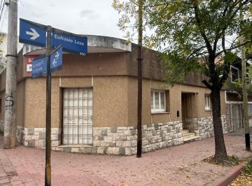 Casa · 180m² · 4 Ambientes · 1 Cochera · Venta de Casa en General Pueyrredon
