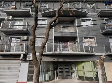 Departamento · 60m² · 4 Ambientes · 1 Cochera · Departamento en Alquiler Calle Bustamante Luján de Cuyo
