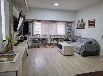 PH · 93m² · 3 Ambientes · 1 Cochera · 28 E/70 y 71 - Venta de PH Al Frente de 2 Dorm.