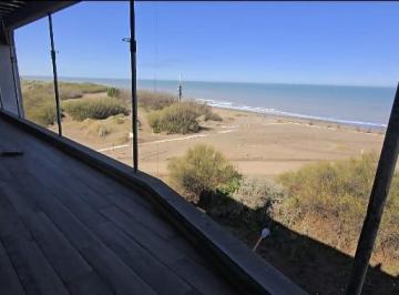 Departamento · 118m² · 4 Ambientes · 1 Cochera · Monte Hermoso - Semipiso a Estrenar - Frente Al Mar!