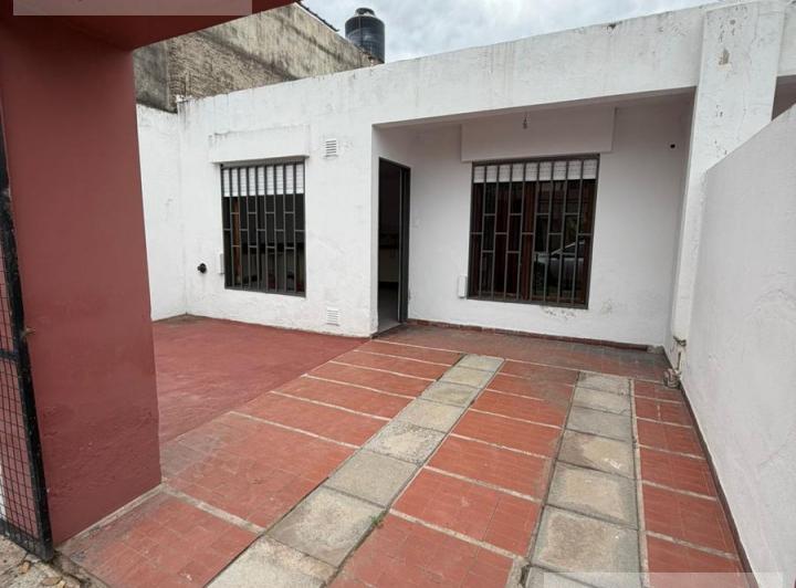 Departamento · 40m² · 2 Ambientes · 1 Cochera
