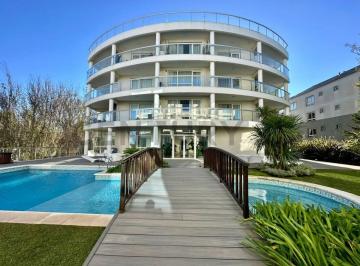 Departamento · 47m² · 1 Ambiente · 1 Cochera · Departamento en Venta Cariló con Salida Directa Al Mar