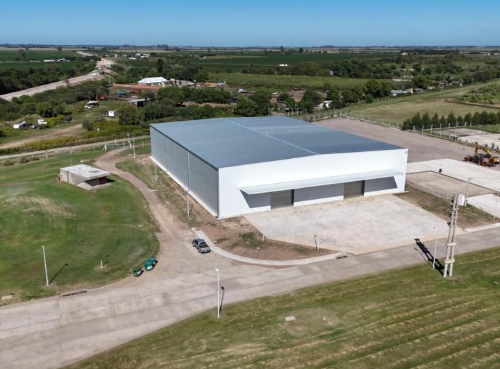 Bodega-Galpón · 3216m²