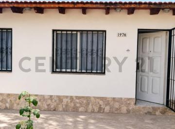 Casa · 139m² · 3 Ambientes · 1 Cochera · Venta de Casa en Barrio 8 de Mayo, Las Heras, Mendoza. Id: