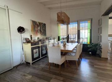 Casa · 220m² · 3 Dormitorios · 1 Cochera · Casa en Venta Talar de Mendiolaza