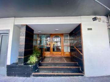 Departamento · 60m² · 3 Ambientes · A. Departamento Tres Ambientes en Venta - Quilmes Centro