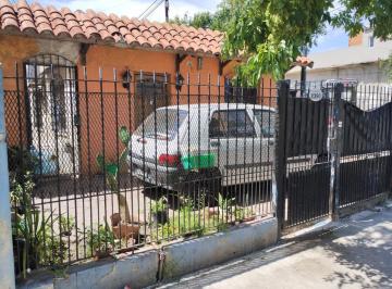 Casa · 89m² · 4 Ambientes · 2 Cocheras · San Fernando, Casa de 3 Dorm. en Venta en Una Sola Planta. Lote Propio de 8,66x16,40
