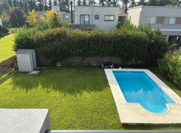 Casa · 116m² · 4 Ambientes · 3 Cocheras · Alquiler Casa 4 Ambientes Pileta Sum Barrio Cerrado La Agustina Pilar