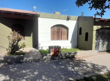 Casa · 107m² · 3 Dormitorios · 1 Cochera · Casa en Venta de 3 Dorm., Barrio Covimet III, Godoy Cruz