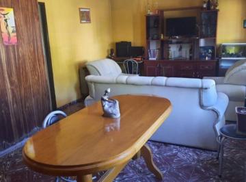 Casa de 10 ambientes, El Plumerillo · Vende Casa con Departamento - Las Heras - Mendoza