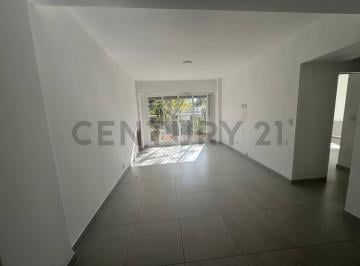 Departamento · 95m² · 2 Dormitorios · 1 Cochera · Alquiler Departamento 4 Ambientes con Cochera en Palermo