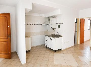 Departamento · 1m² · 2 Ambientes · Excelente Oportunidad: Dpto 1 Dorm/ Santiago del Estero 2642