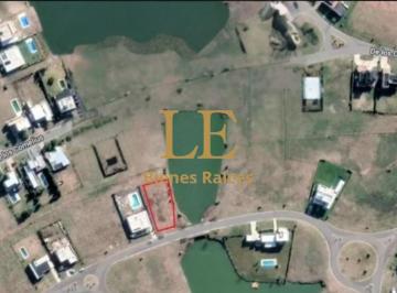Terreno · 900m² · Lote en Venta en San Sebastian