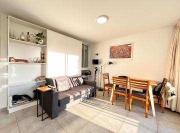 Departamento · 33m² · 2 Ambientes · 1 Cochera · Venta: Departamento de un Dormitorio con Balcón Al Frente y Cochera. Rosario, República de La Sexta.