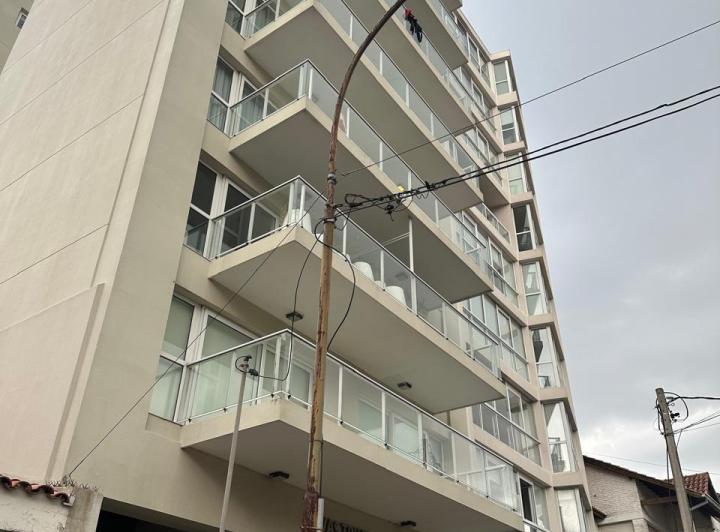 Departamento · 240m² · 5 Dormitorios