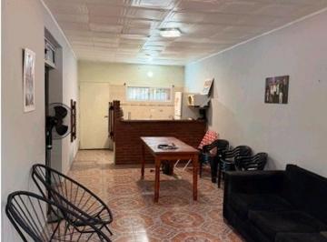 Casa · 80m² · 3 Ambientes · Casa en Venta Calle 427 E/230 y 231 El Pato