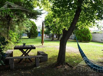 Quinta vacacional · 114m² · 5 Ambientes · Imponente Quinta en Arturo Seguí - 1.116 m² de Parque - 3 Dorm Oficinaro Segui