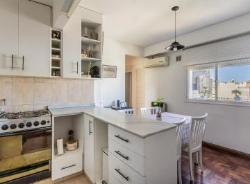 Departamento · 37m² · 3 Ambientes · Venta • Abasto • 3 Ambientes • Parrilla Propia