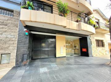 Departamento · 60m² · 3 Ambientes · Venta • Coghlan • 3 Ambientes • Patio