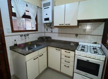 PH · 70m² · 3 Ambientes · Casa Tipo PH Al Frente en Alquiler D. Alighieri Al 100 Wilde