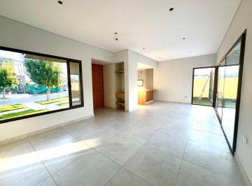 Casa de 4 ambientes, Mayor Drummond · Vendo Casa a Estrenar en Gardens